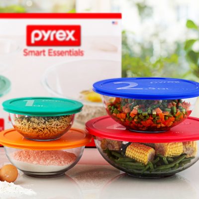 Pyrex Glass Mixing Bowl set (8-piece set with lids)